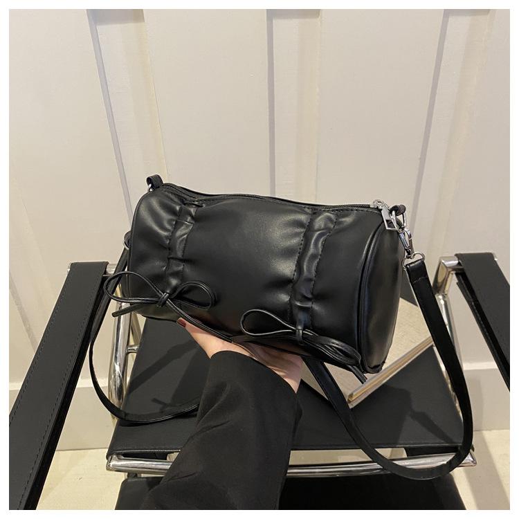 

Жіноча літня модна сумка для відпочинку преміум-класу, проста, великої місткості, сумка під пахвами, жіноча сумка на одне плече, косий розмах 2024 чорний