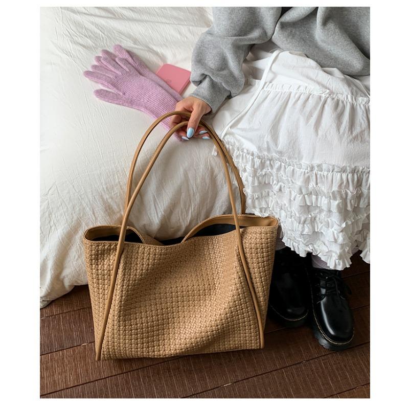 Retro Large Tote Bag, Simple and Elegant, Large-capacity Single-shoulder Bag, Woven Underarm Bag