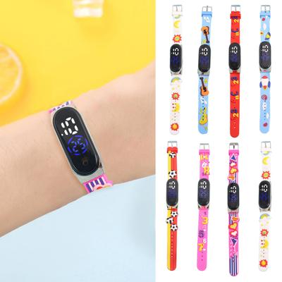 Elektronische Uhr, weiches Cartoon-Band, LED-Anzeige, rechteckig, wasserdicht, verstellbar, große Ziffern, für Jungen, Mädchen, Studenten, Digitaluhr, tägliches Tragen