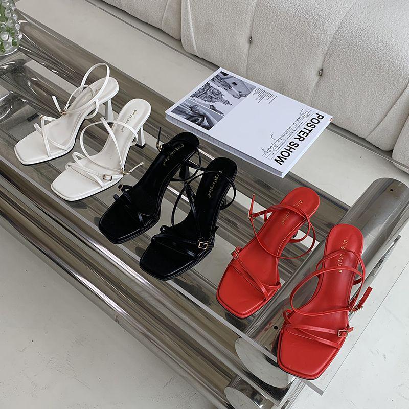 [New Products In Summer] Fashion Thin-strapped High-heeled Sandals European and American Style Square-heeled Mid-heeled Buckle Open-toed Women's Shoes