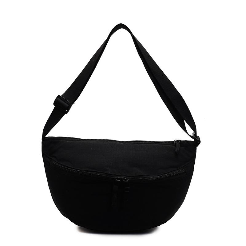 Korean version of popular fashion breast bag women's new simple shoulder bag large capacity light casual messenger bag