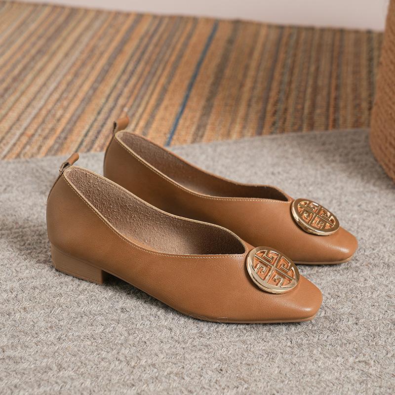 Women's square toe low heels solid color retro Casual flat shoes sizes 34-43 Hot sales women's MARY JANES high heels shoes