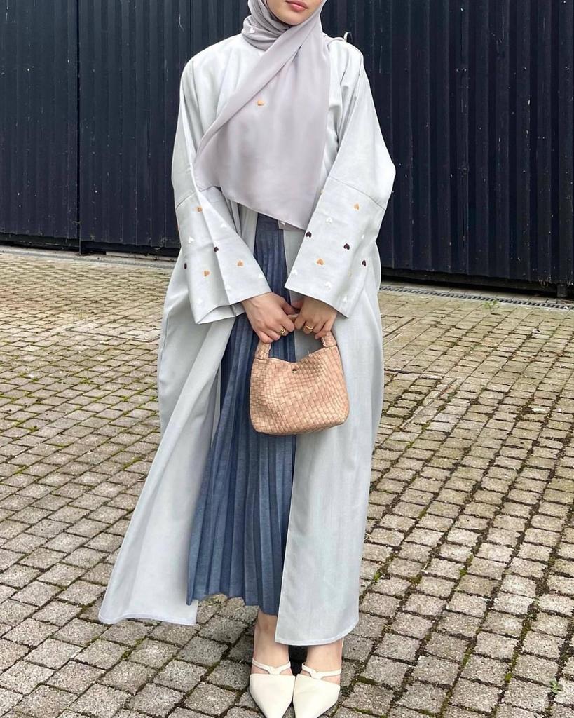 Eleganter Loriya 2024 bestickter Cardigan-Bademantel LR712 - Modischer Stil aus Dubai & der Türkei