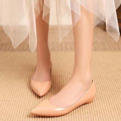 Nude Single Shoes Women's Patent Leather 2025 Autumn New Red-soled Shallow Mouth Pointed Flat Shoes Inner Height Increase Commuting Temperament Women'