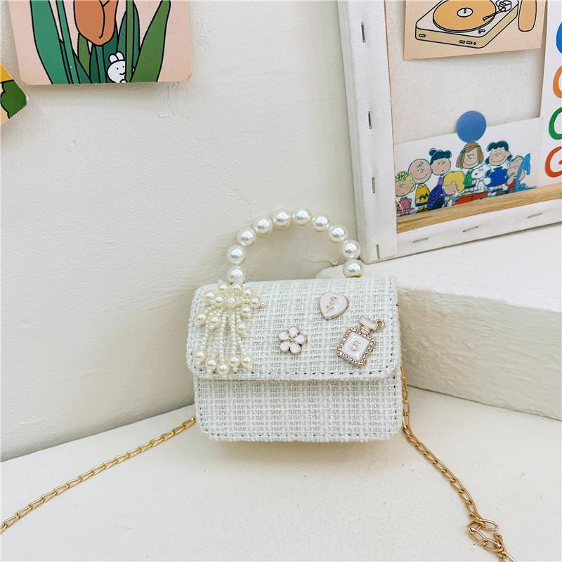 

Fashionable Girls Handbag With Geometric Pattern And Breathable Polyester Lining White