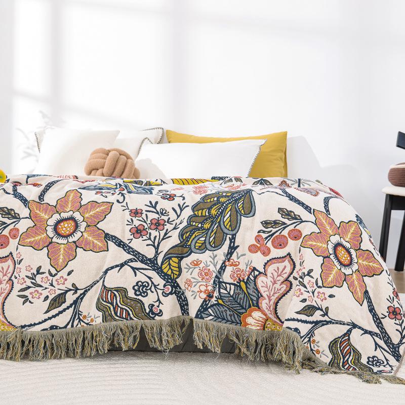 All-Season Pure Cotton Gauze Tassel Blanket for Couples