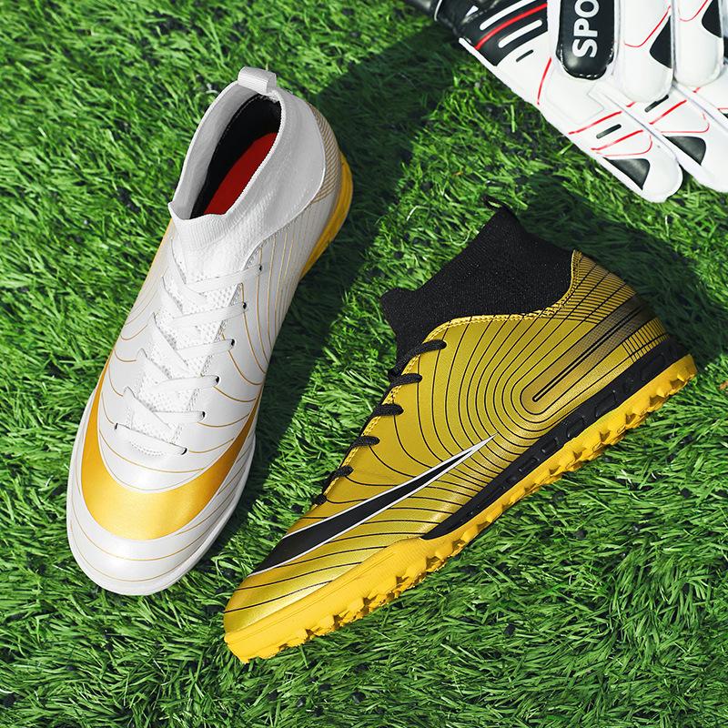 A Pair of New High-top Football Shoes with Long Nails, Tf Broken Nails, Artificial Turf AG Nails, and Youth and Student Training Shoes Has Been Shipp