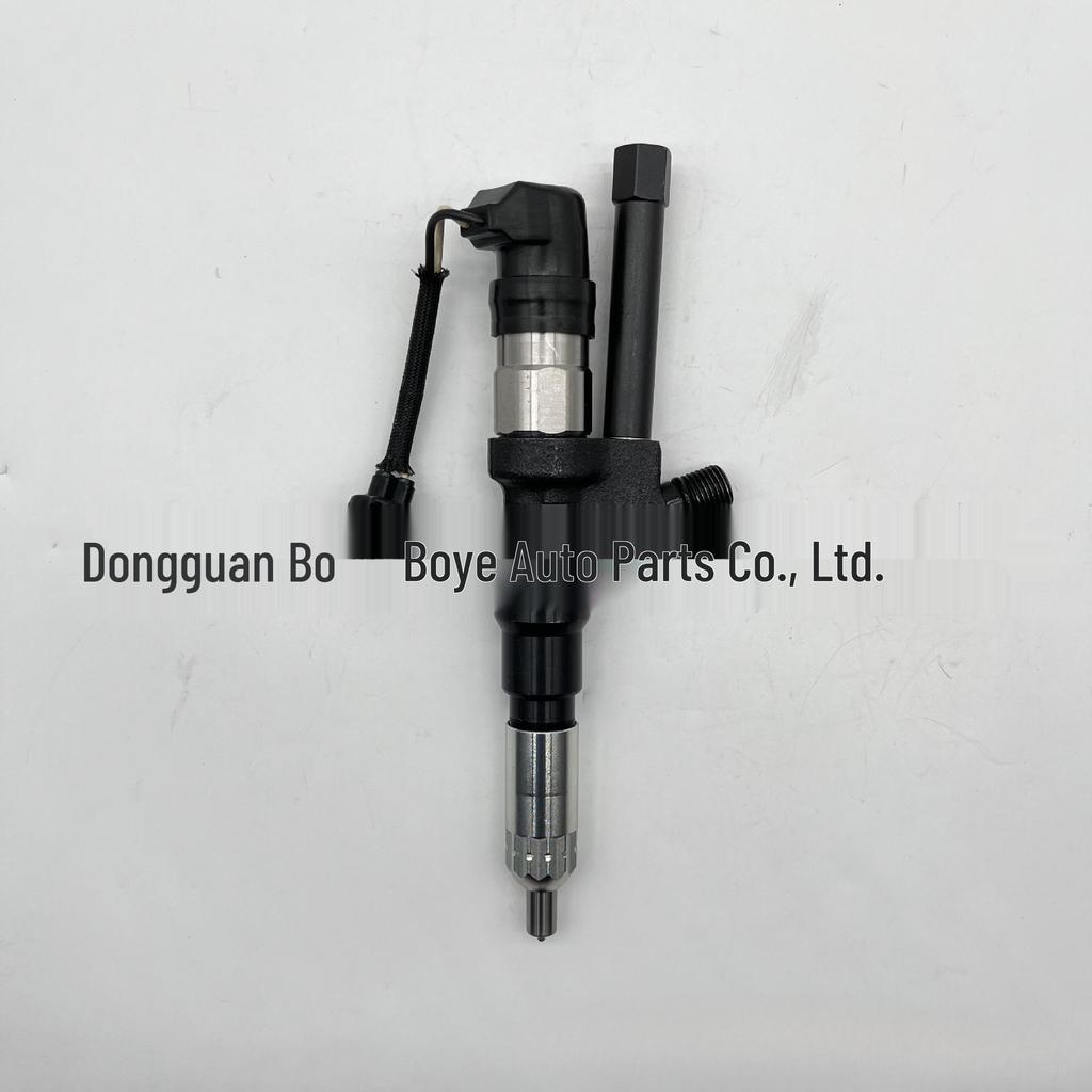 Top-Quality Injector 095000-0812 23910-1231 for K13C 700 Engine