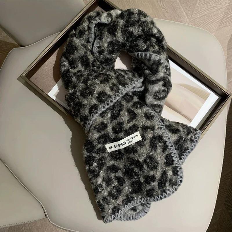 Autumn Winter Leopard Print Long Scarf for Women Girls Winter Warm Cashmere Scarf Korean Fashion Casual Thickened Niche Shawl
