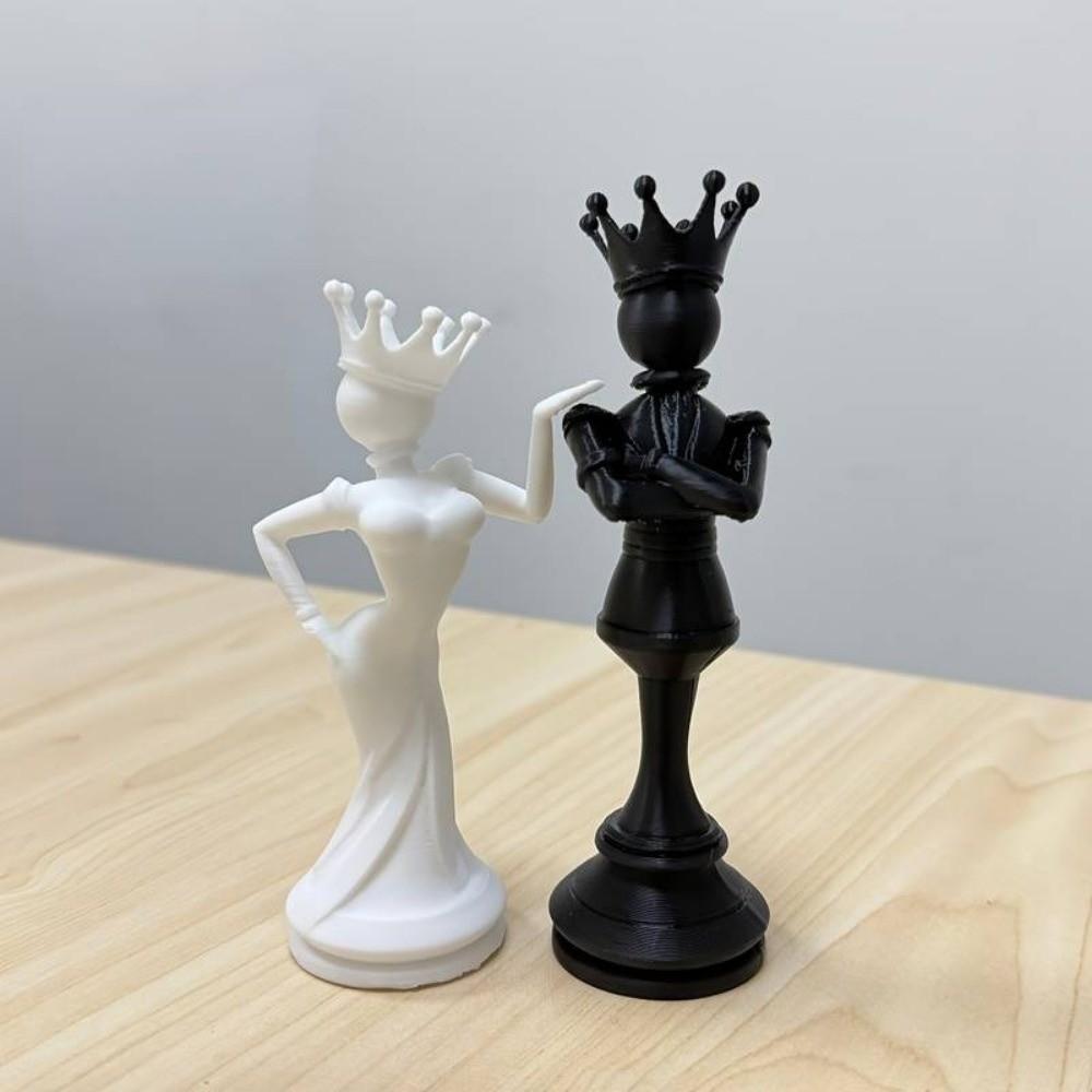 2pcs Sculpture Chess Couple Statues 3D Printed Queen King Statue Persons Figurine Office