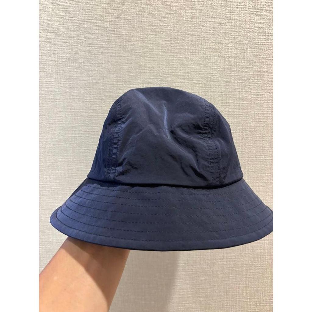 Used Kith bucket hat navy