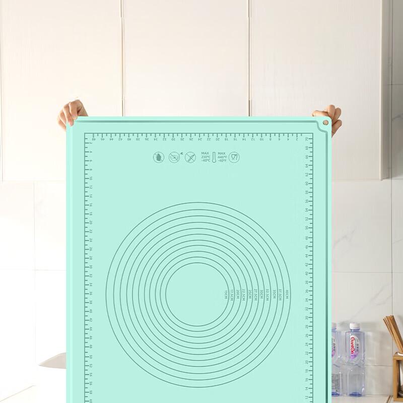 ZISIZ Silicone Baking & Kneading Mat