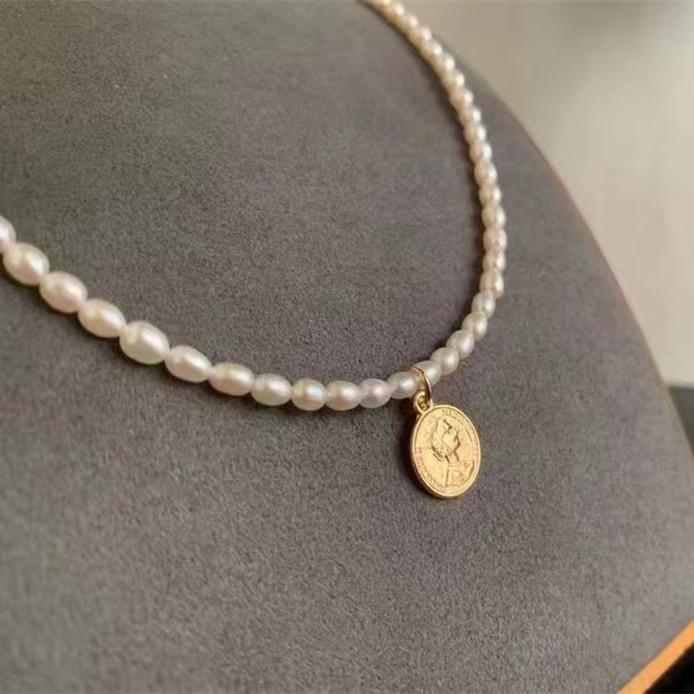 Vintage freshwater millet pearl necklace gold coin shape pendant collarbone chain natural pearl 14K gold injection jewelry women