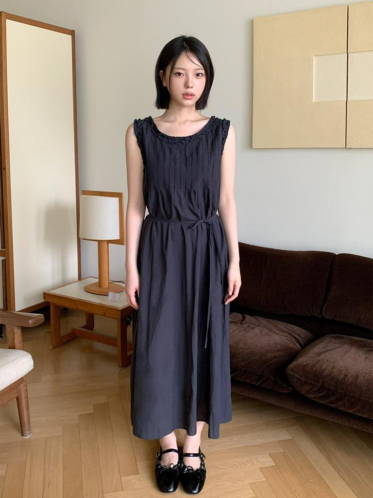 Cool Kitten Petal Pintuck Ruffle Long Dress 2 Colors