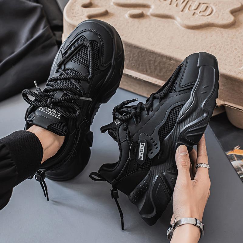 

Darth Vader 22 summer new breathable hollow mesh youth sports leisure heightening dad trendy shoes 39 чёрный