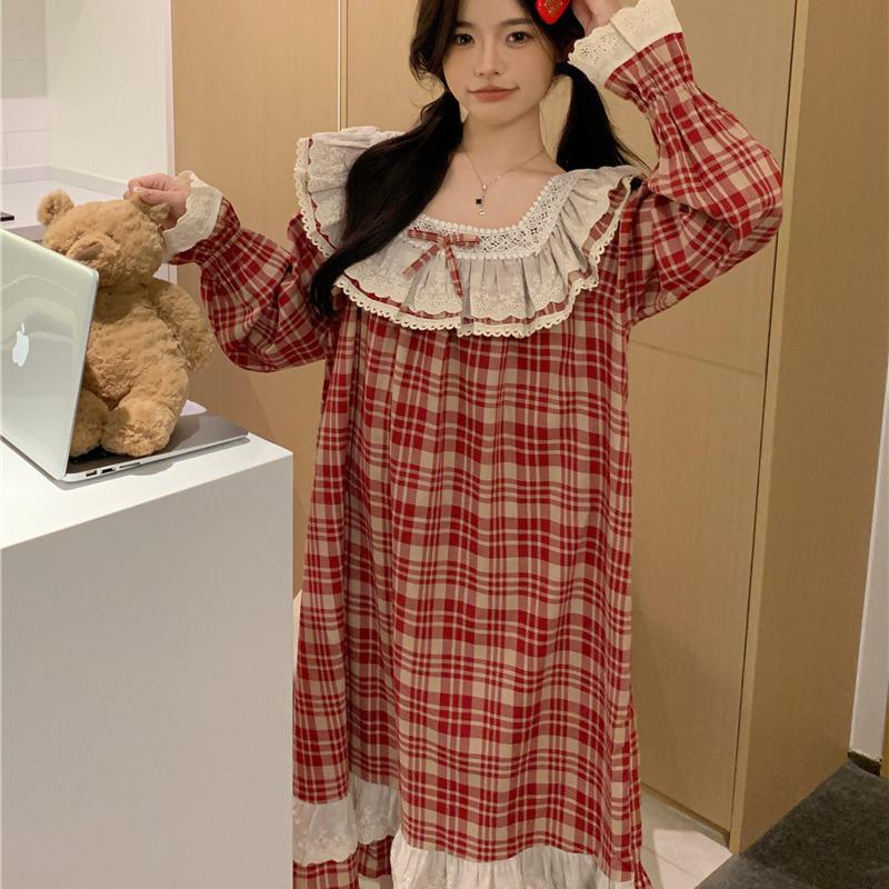 Korean-Style Red Plaid Cotton Nightgown with Lace Trim 