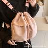 Casual Niche Messenger Bucket Bag Women's 2025 New Fashion Commuter Shoulder Bag Korean Version Travel Backpack