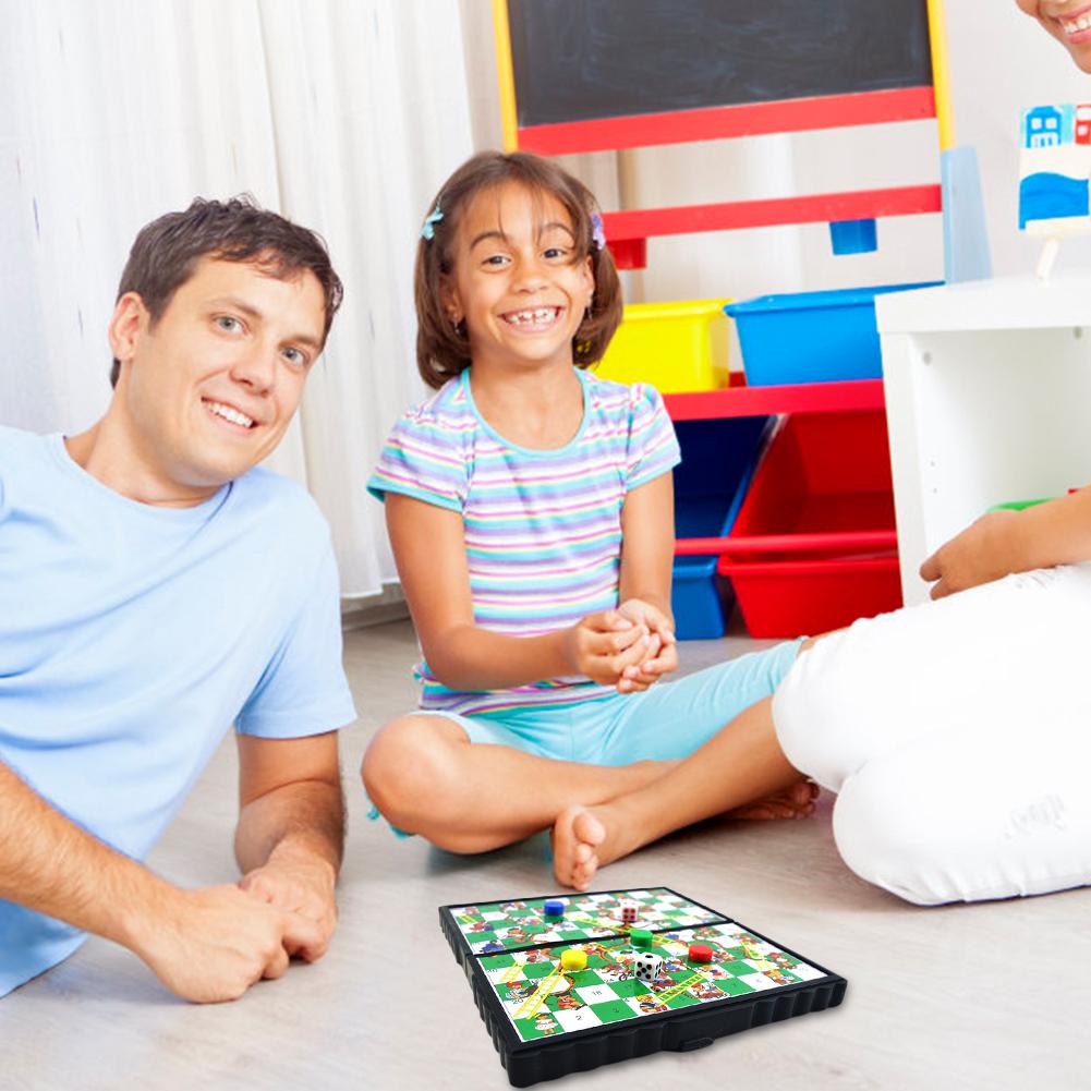 Mini Travel Board Games Plastic Chessboard Toys Interactive Acticity Lightweight for Toddlers Kids for Outdoor Travel