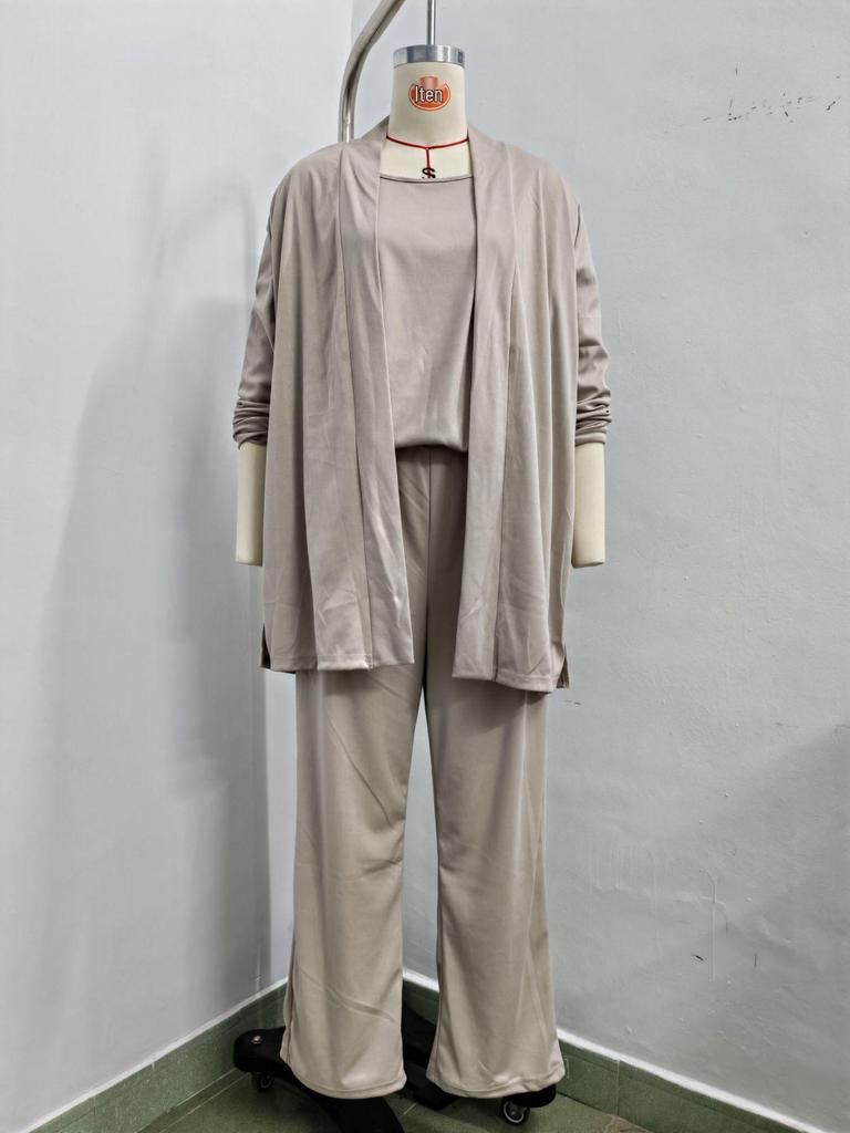Ensemble trois pièces unicolore pour femme Printemps/Automne 2026: Haut à col rond, Manches courtes, Pantalon long, Manteau de longueur moyenne