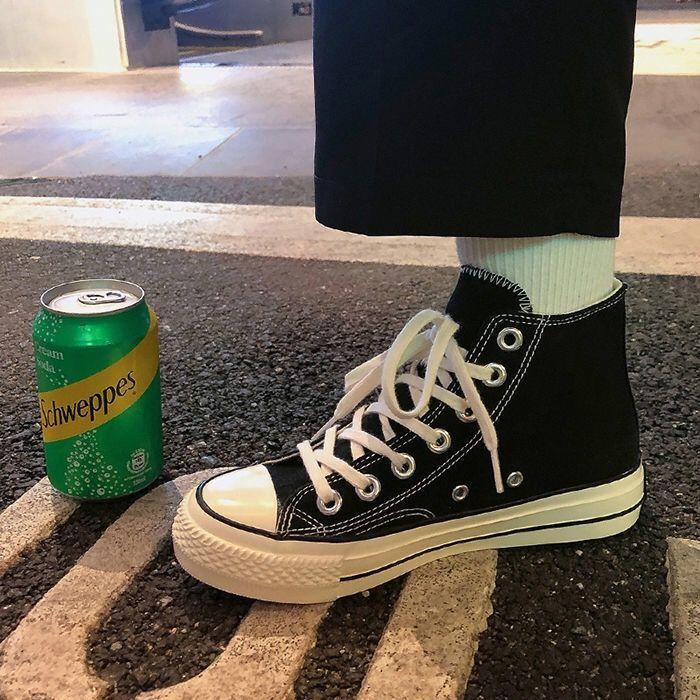 Thick-soled 1970 high-top canvas shoes women's versatile student cloth shoes 2025 new retro Harajuku board shoes white shoes