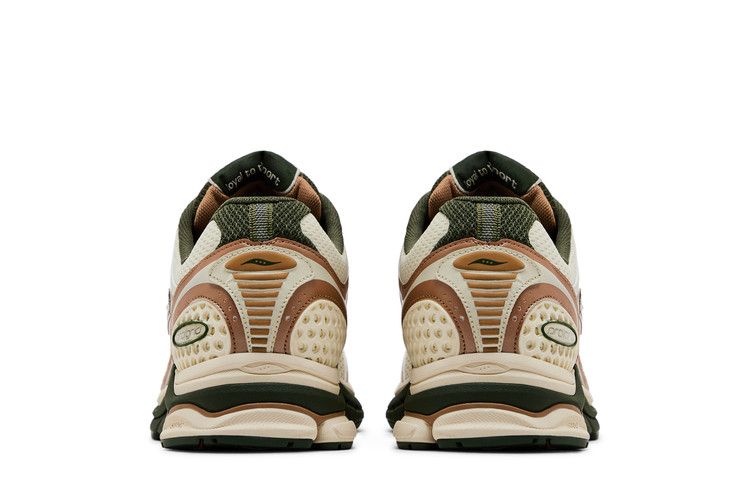 Saucony ProGrid Triumph 4 Saucony & Friends Seanella Abraham
