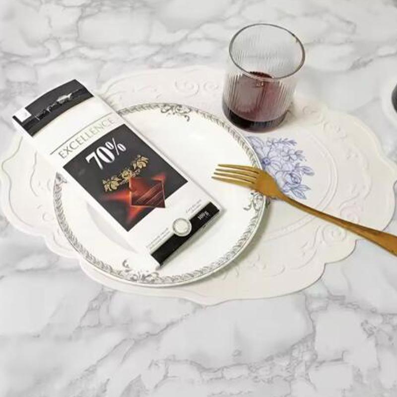 Silicone Carved Dining Mat Retro Pattern Table Mat Floral Placemat for Dining Table Kitchen Coffee Pad Tableware Mats Waterproof