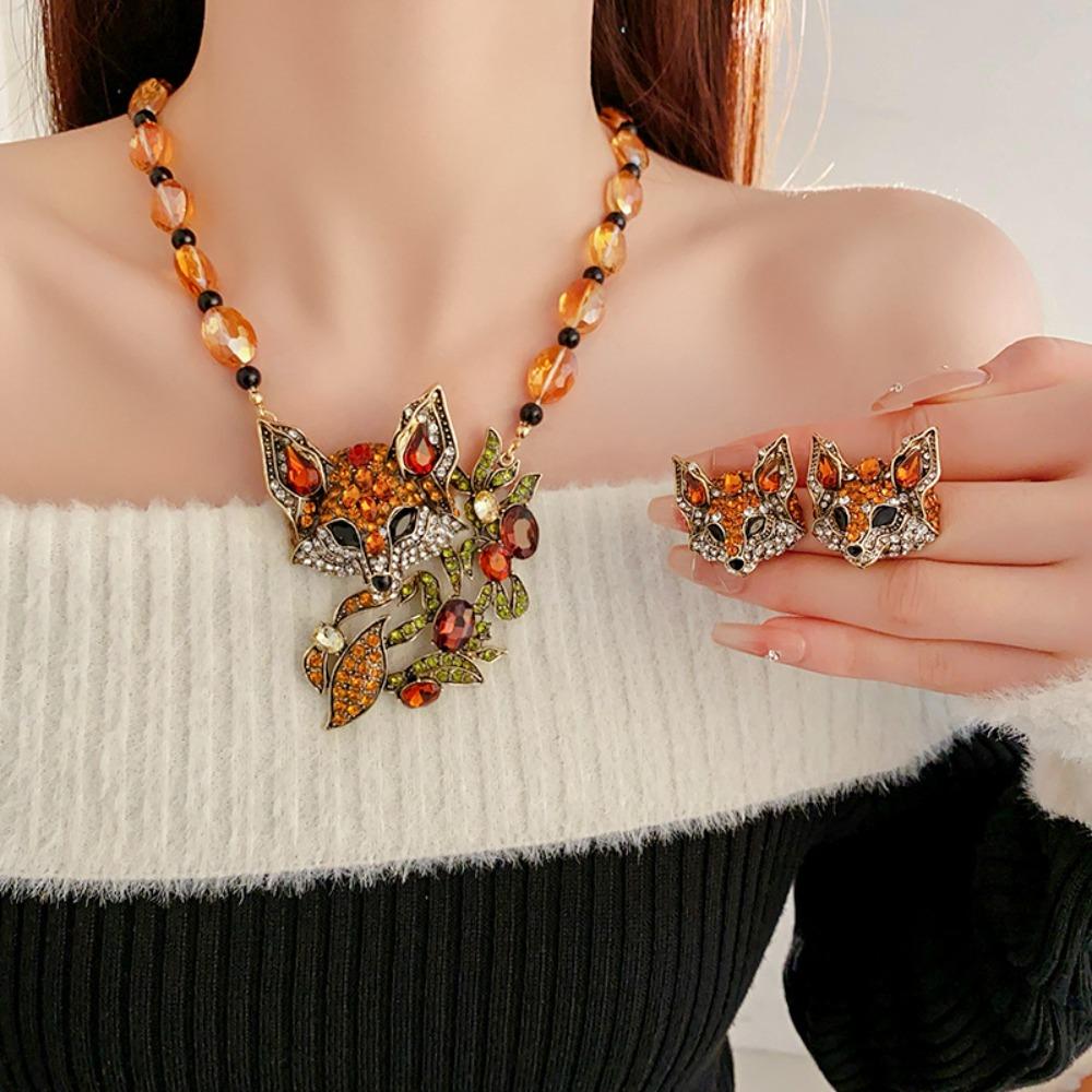 Luxury Rhinestones Pendant Necklace Beaded Collarbone Chain Women Party