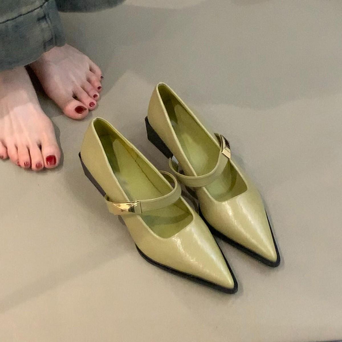 

Одно слово с маленькими кожаными туфлями, женский простой и универсальный офисный темперамент, одинарные туфли, заостренный носок, туфли Мэри Джейн с неглубоким вырезом 40