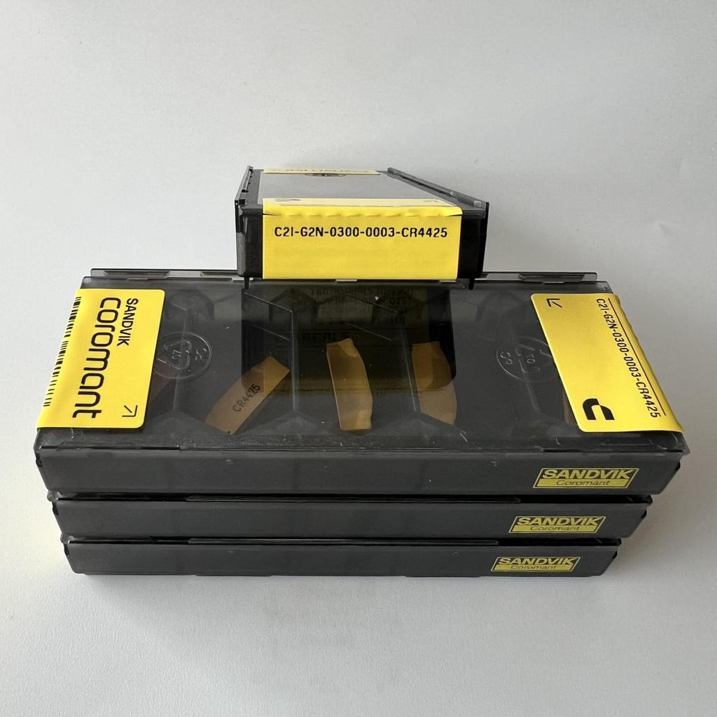 SANDVIK / C2I-G2N-0300-0003-CR 4425 / Original Swedish hard alloy blade 5 Pcs