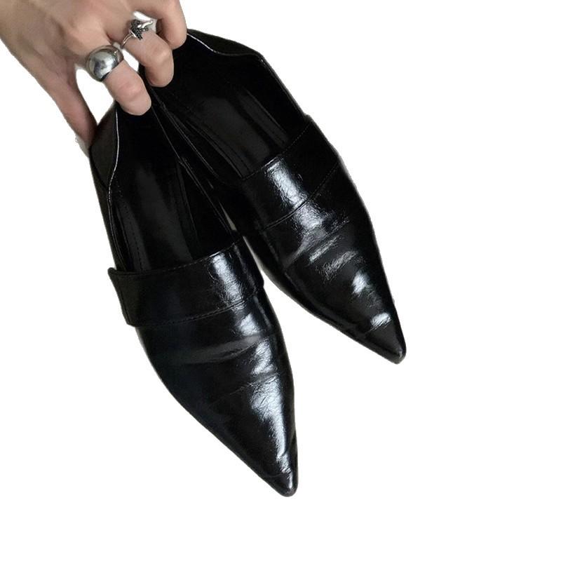 Cowhide~ Japanese Small Leather Shoes 2025 New Versatile Black One-pedal French Pointed Cat Heel Light Mouth Single Shoes