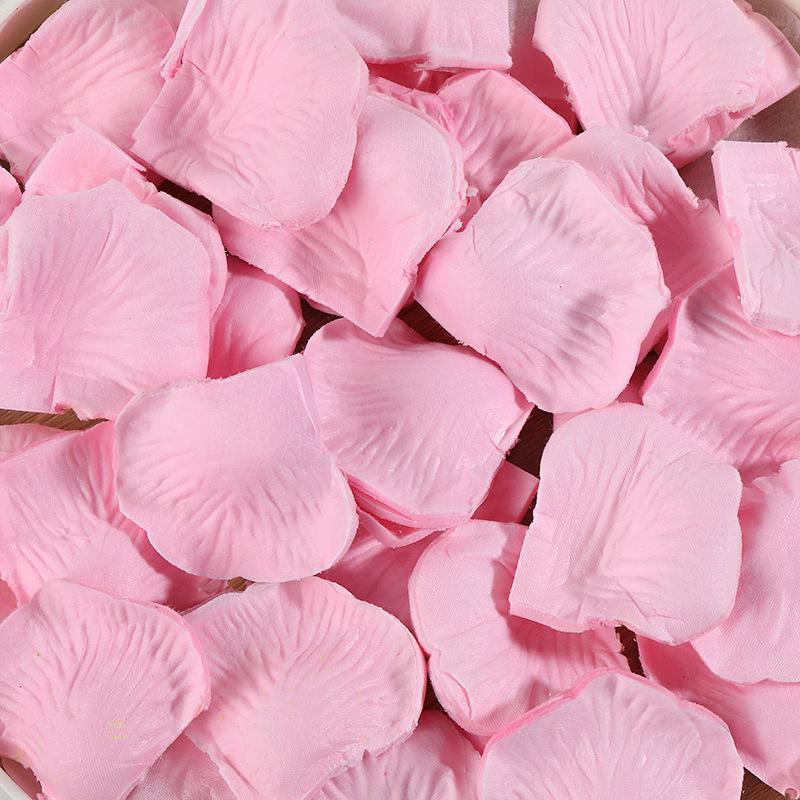 Non-Woven Artificial Rose Petals for Wedding Decorations and Hand-Thrown Arrangements
