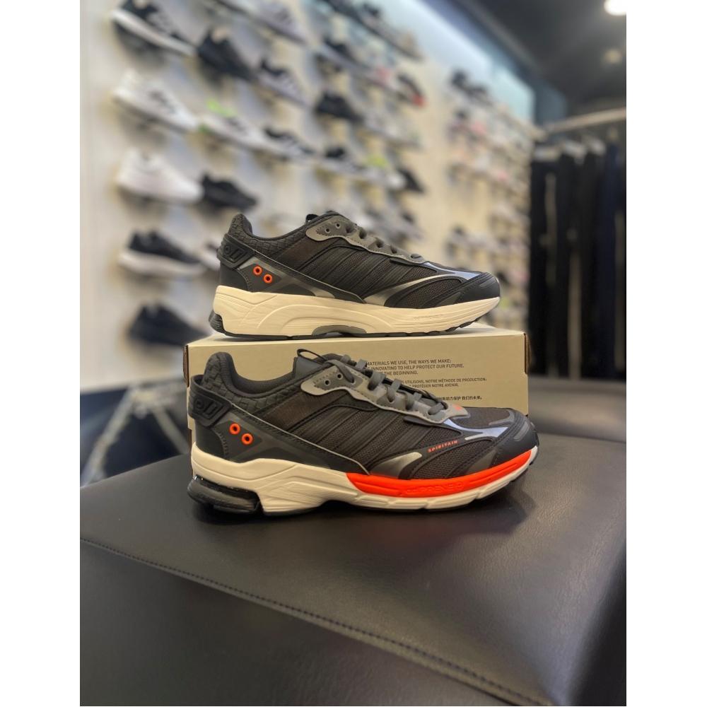 

Мужские кроссовки adidas Spiritane 2000 GZ9581