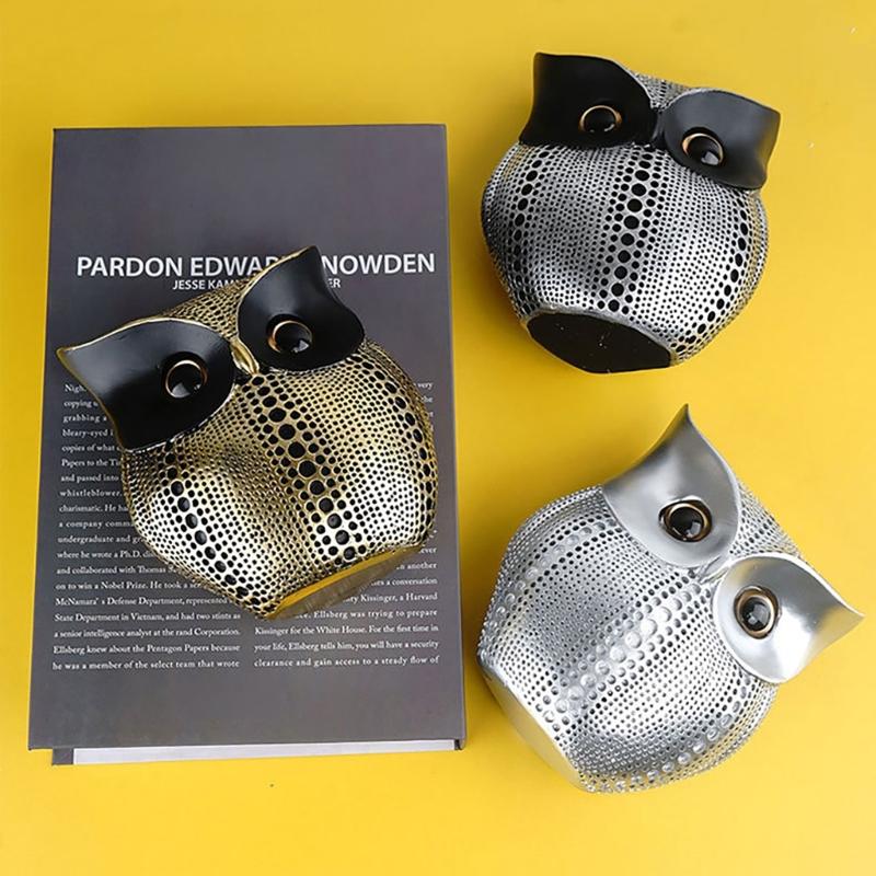 Dots Owl Statue Decorative Figurine Ornament for Home Office Resins Crafts Animal Sculpture for Book Shelf and TV Stand