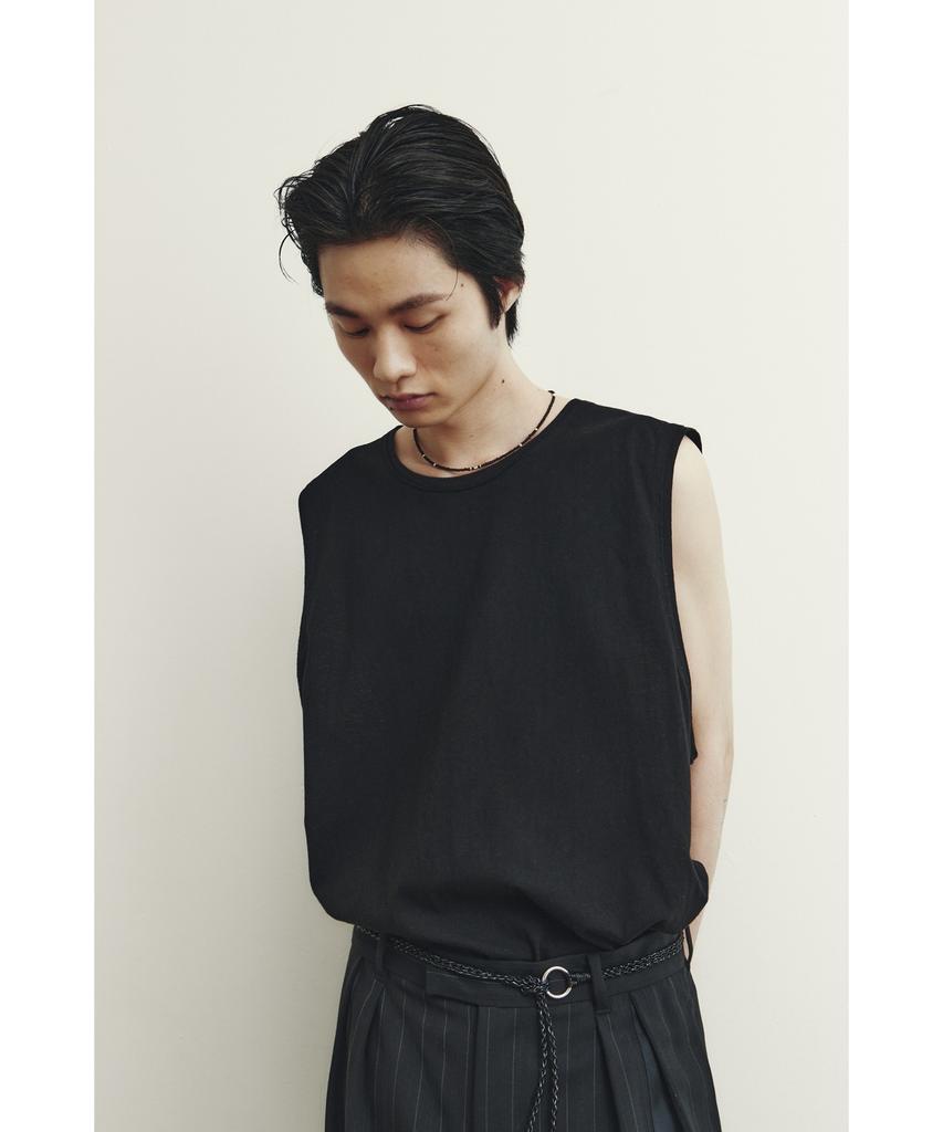 YOUTH Cut-Off Slit Sleeveless - Black
