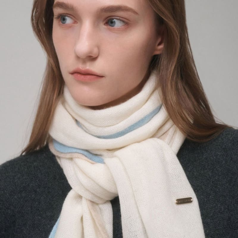 

Saint Luxure 100% Cashmere Basic Line Muffler Cream Blue CREAM BLUE