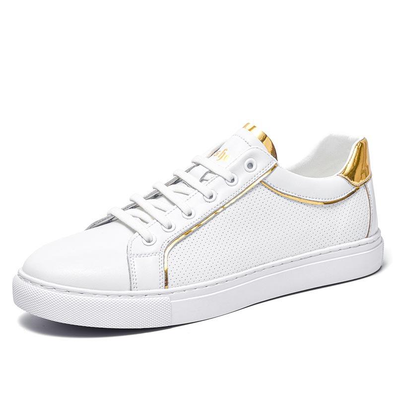 New board shoes men's spring casual Korean version of trendy leather shoes men's simple and versatile European station little white men's shoes