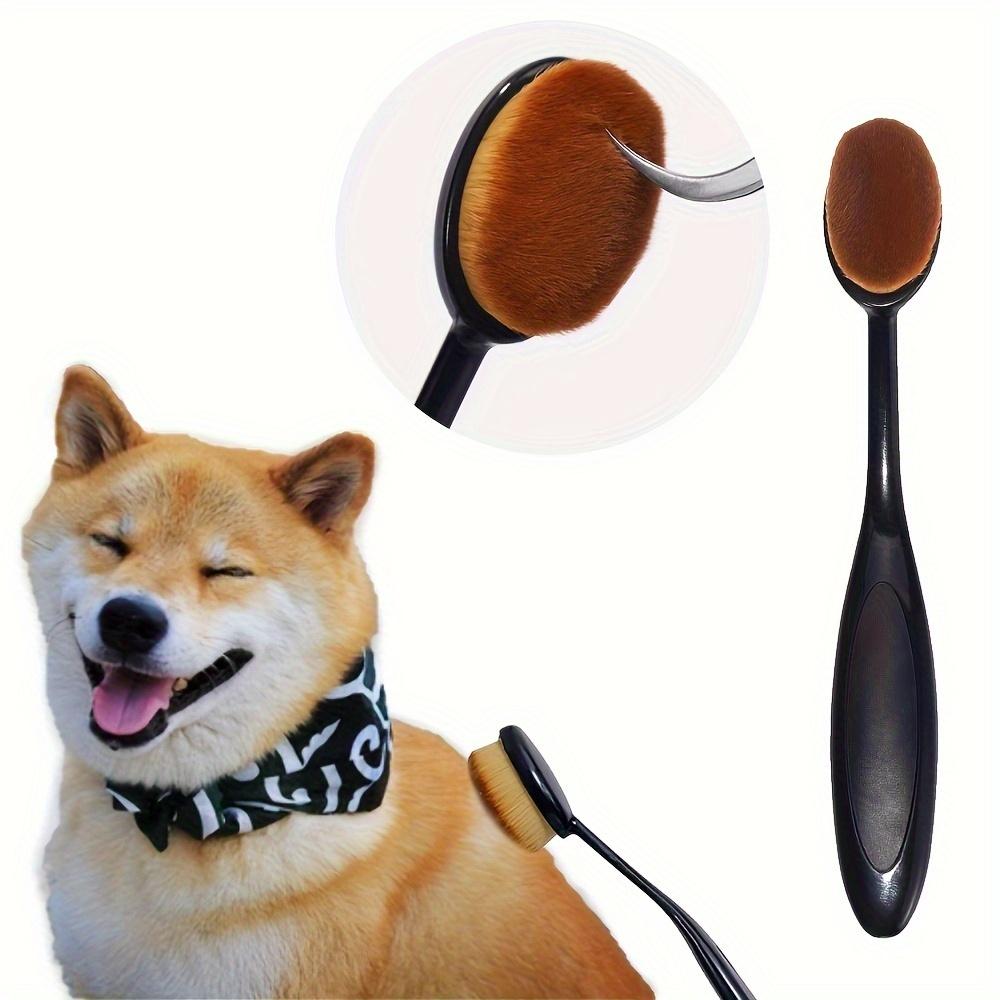 [Gentle Pet Ear Cleaner] Soft Bristle Gentle Pet Ear Cleaner Brush | Comfortable Oval Handle, Ideal for Dogs and Cats, Efficient Paw Washing