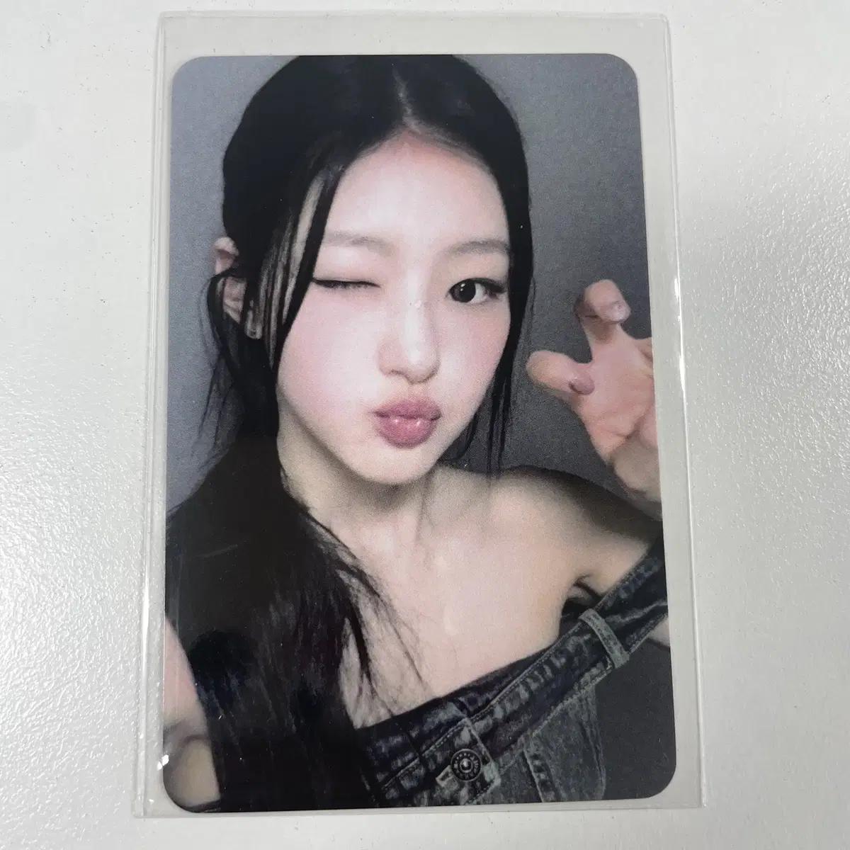 

Kiss Of Life Keoff Haneul Midastouch Everline Beauty Photocard
