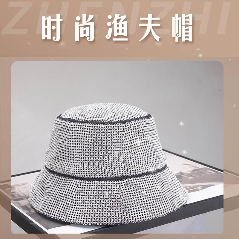 

Рибальський капелюх із блискучим діамантом ручної роботи. Повний діамант. Капелюх із плоским верхом для важкої промисловості та сонцезахисний капелюх. Брендовий модний універсальний капелюх для раковини. one size fits all срібний