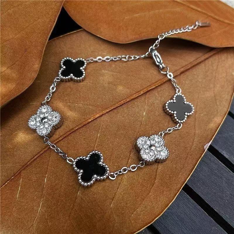 13mm Titanium Steel Double-sided Mother-of-pearl Four-leaf Clover Bracelet Colorfast Elegant and Luxurious for Couples