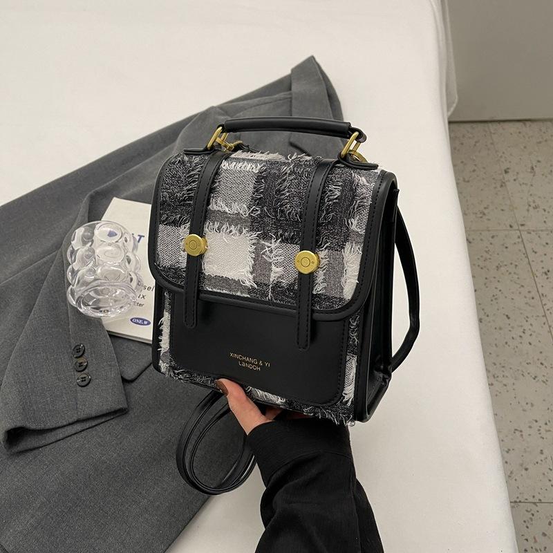 

Модная студенческая сумка Летний повседневный рюкзак Нишевый Высокий уровень внешнего вида Стильная женская сумка чёрный/белый