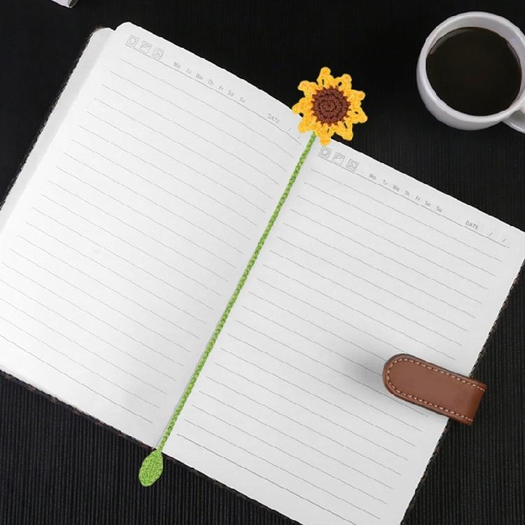 5 Pcs Knitted Daisy Book Markers Reading Bookmarks Crochet Flowers Page Markers Lovely Bookmarks for Book Lover