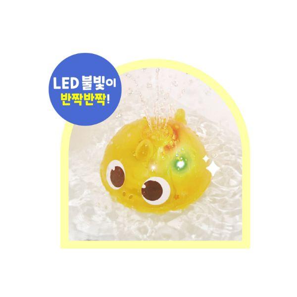 PINKFONG Baby Shark Fountain Bath Toy - Auto-Spinning Water Spray