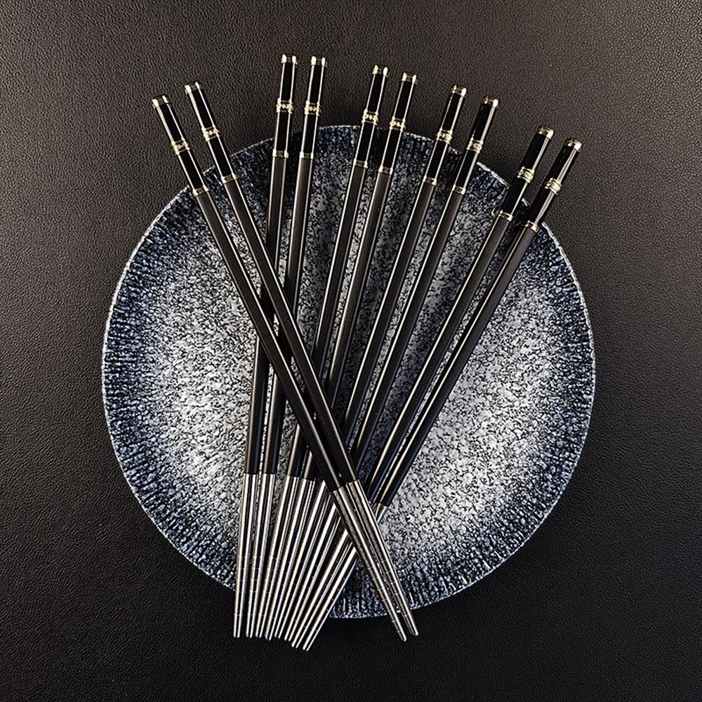 5 Pairs Black Japanese Chinese Chopsticks For Eating Food Sushi Sticks Reusable Metal Korean Chopsticks Set Healthy Tableware