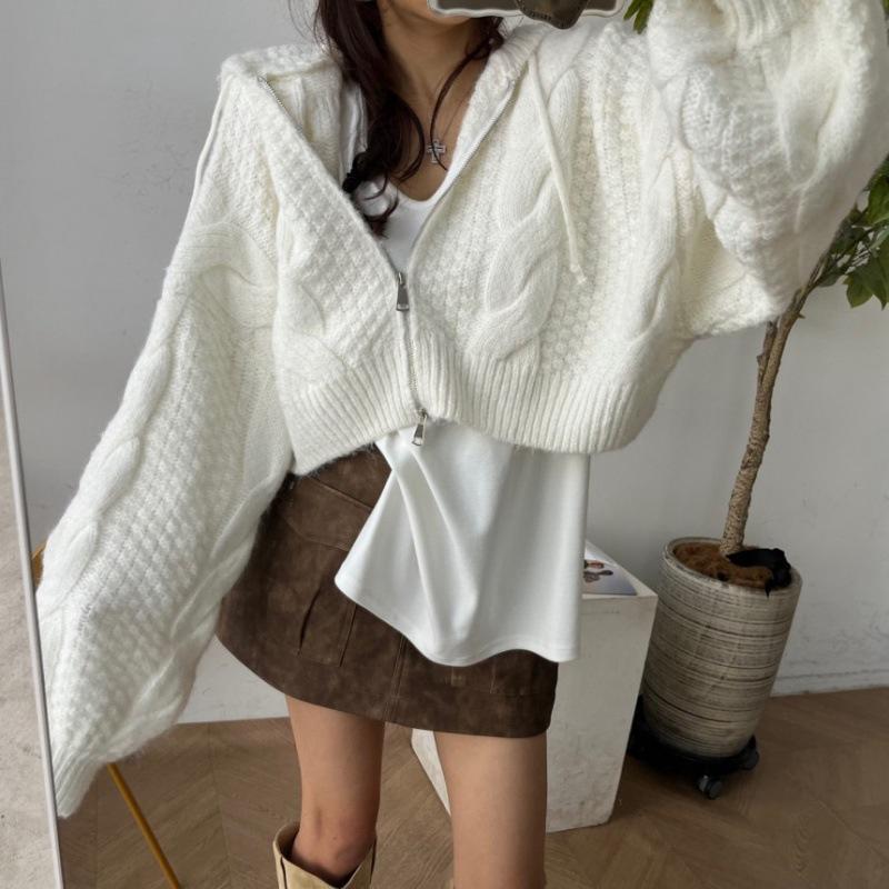 

Hooded zipper twist short knitted cardigan autumn new fresh and sweet solid color tether sweater jacket One size