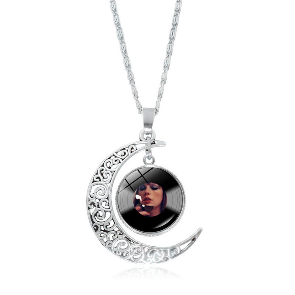 Fashion Jewelry Hollowed Out Moon Mold Black Vinyl Record Pendant Necklace