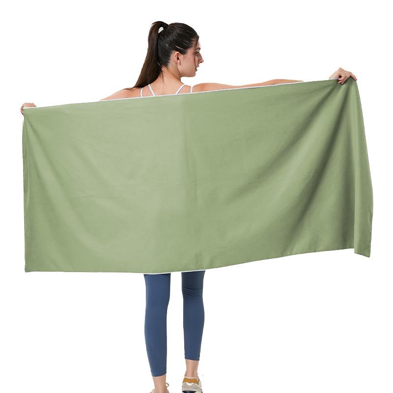 Portable Magnetic Sports Towel - Ultra-fine Fiber with Logo Print Capability