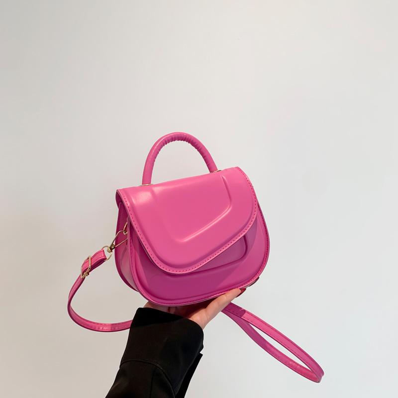 

Ніша текстура іноземний стиль маленька сумка 2024 нова жіноча сумка весна популярна повсякденна сумка-месенджер модна маленька квадратна сумка приплив рожевий червоний колір