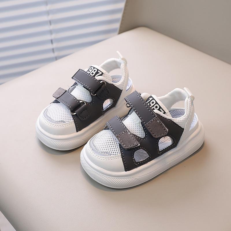 Kids Shoes Children's Shoes Small Kids Summer New Hollow-out Sandals Baby Breathable Mesh Soft Sole Walking Shoes