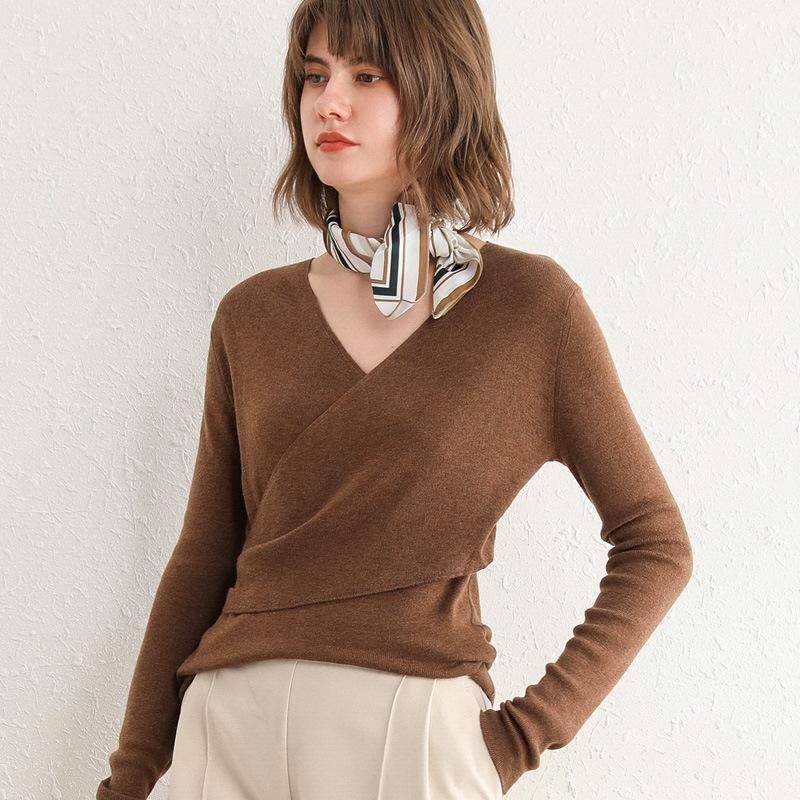 thin v neck sweater
